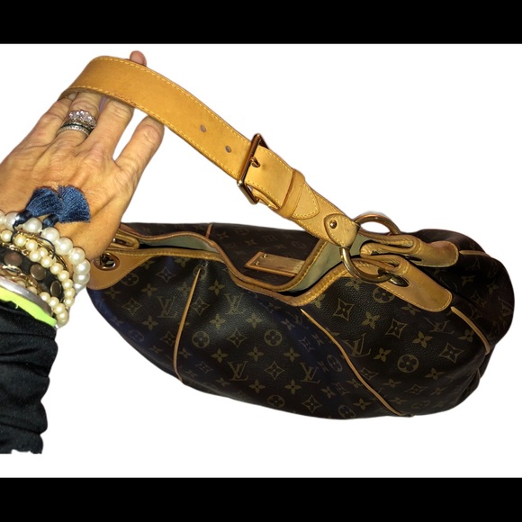 SALE! LARGE AUTHENTIC LV GALLIERA PM!! - Picture 7 of 8